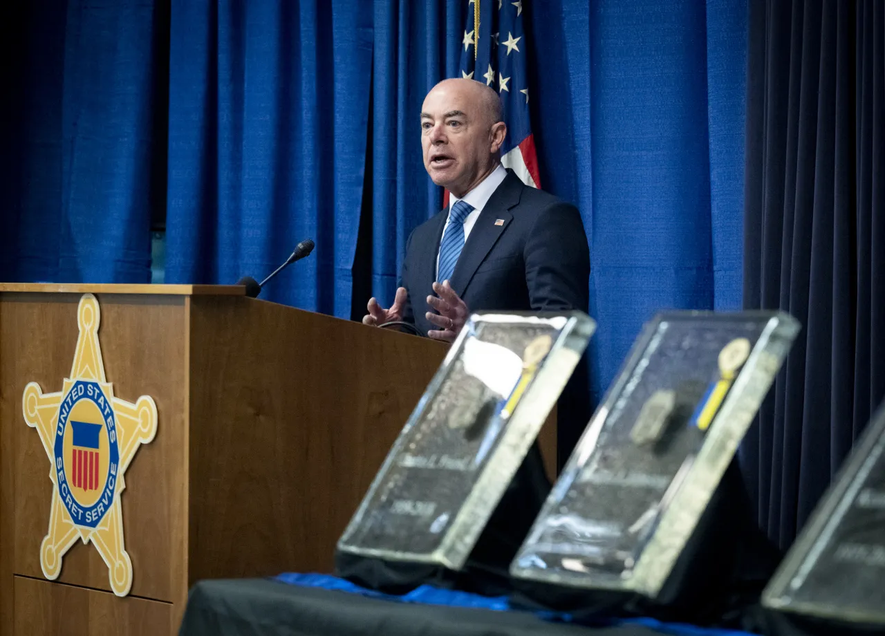 DHS Secretary Alejandro Mayorkas and Deputy Secretary Tien Participate in USSS Wall of Honor Ceremony (014) Image: DHS Secretary Alejandro Mayorkas and Deputy Secretary Tien Participate in USSS Wall of Honor Ceremony (014)