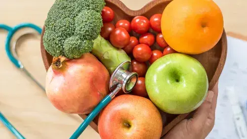 Bowl of fruits and vegetables 
