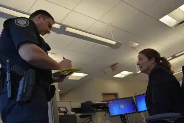 FPS Inspector conducts interview